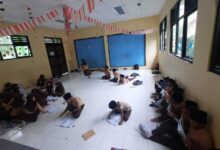 Cerita Siswa Min 2 Serang Belajar Di Lantai