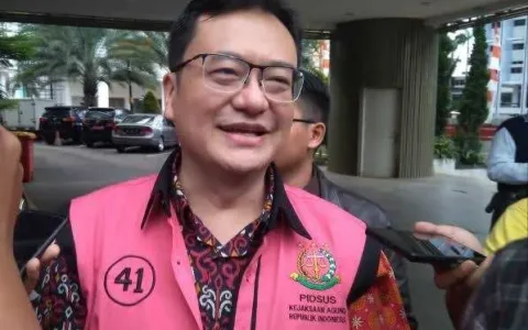 Pakar Hukum Tegas Minta Kejagung Tak Tebang Pilih Soal Pleidoi Bentjok