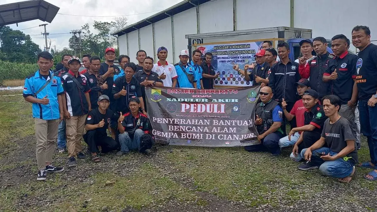 LUAR BIASA…Rumah Berdaya Pengemudi Indonesia dan Polisi Peduli Gempa Cianjur
