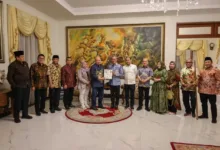 Dijamu KBRI Thailand,Ketua DPD RI Jelaskan Mengapa Kembali Ke Sistem Asli Indonesia