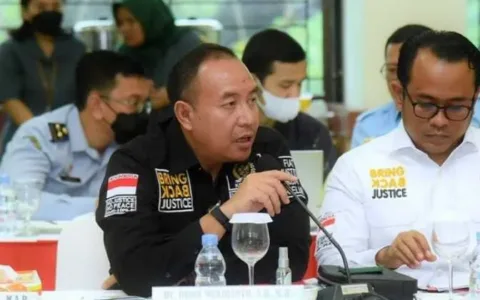 SEGERA PAK…Kapolri Diminta Tindaklanjuti Video Ismail Bolong Diancam Petinggi Polri