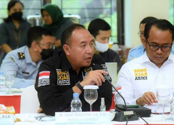 Segera Pak...!Kapolri Diminta Tindaklanjuti Video Ismail Bolong Diancam Petinggi Polri
