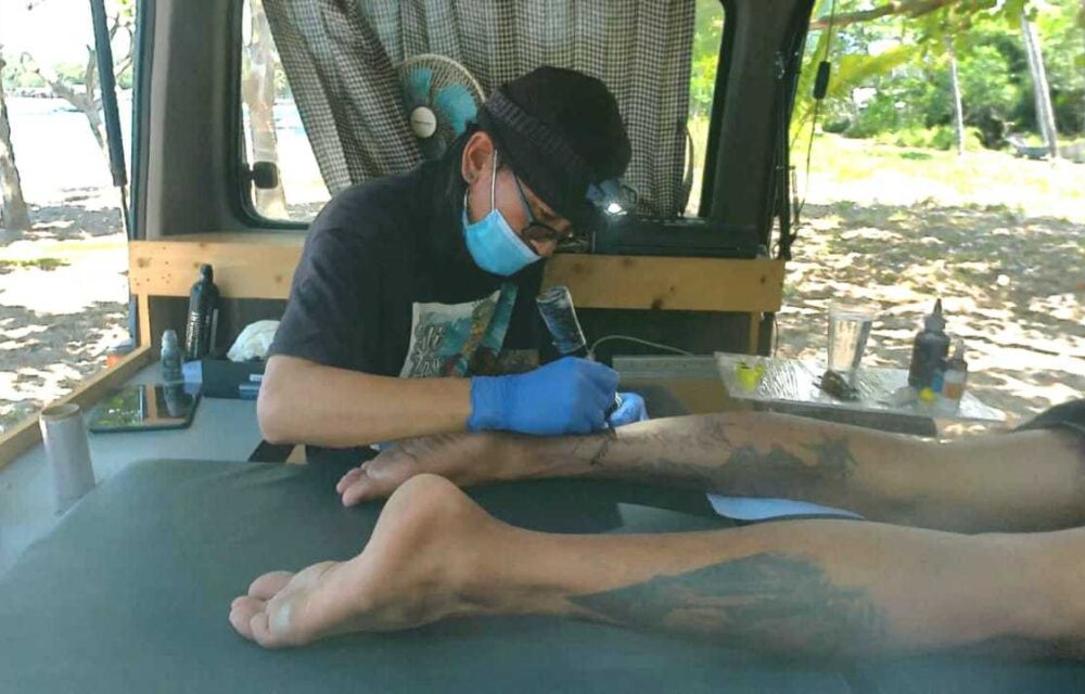 Bermodal Mazda A2000 Bagus Traveling Tattoo