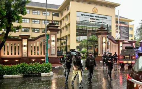 WADUH PARAH…Advokat TAMPAK Ungkap Konsorsium Dana APBN Polri