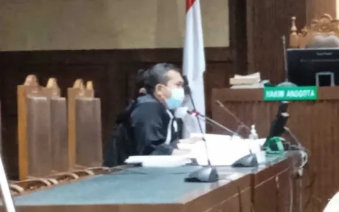 NGERI KALI…Dugaan Rekayasa Penyidik di Kasus Impor Baja