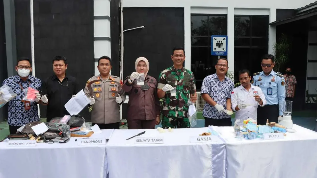 Kapolres Lebak Hadiri Pemusnahan Barang Bukti Tindak Pidana