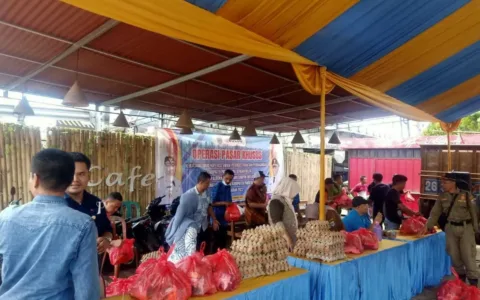 Jaga Stabilitas Harga, Bulog Lebak – Pandeglang Salurkan 100 Ton Beras