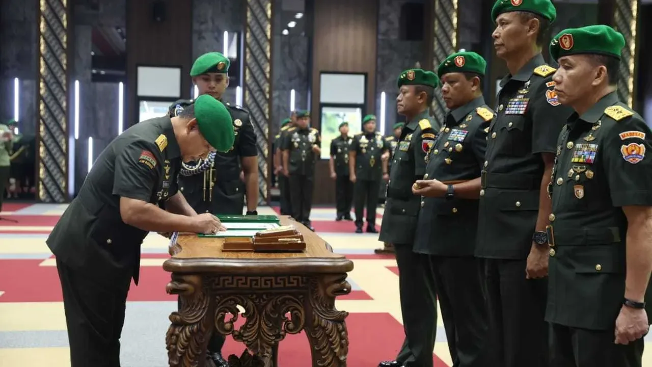Pangdam V Brawijaya dan Aster KASAD Diserahterimakan