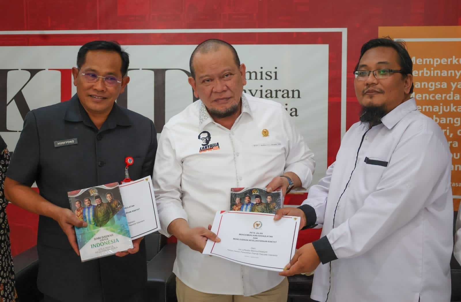 Ketua Dpd Ri : Apa Untungnya Kembali Ke Uud 1945
