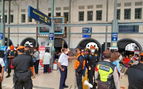 Pejelasan Daop 1 Jakarta Soal Keterlambatan KA Stasiun Gambir dan Pasar Senen