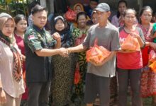 Mantap Bener..! Dpd Hpakad Banten Bagikan Paket Sembako Kepada Warga Terdampak Banjir