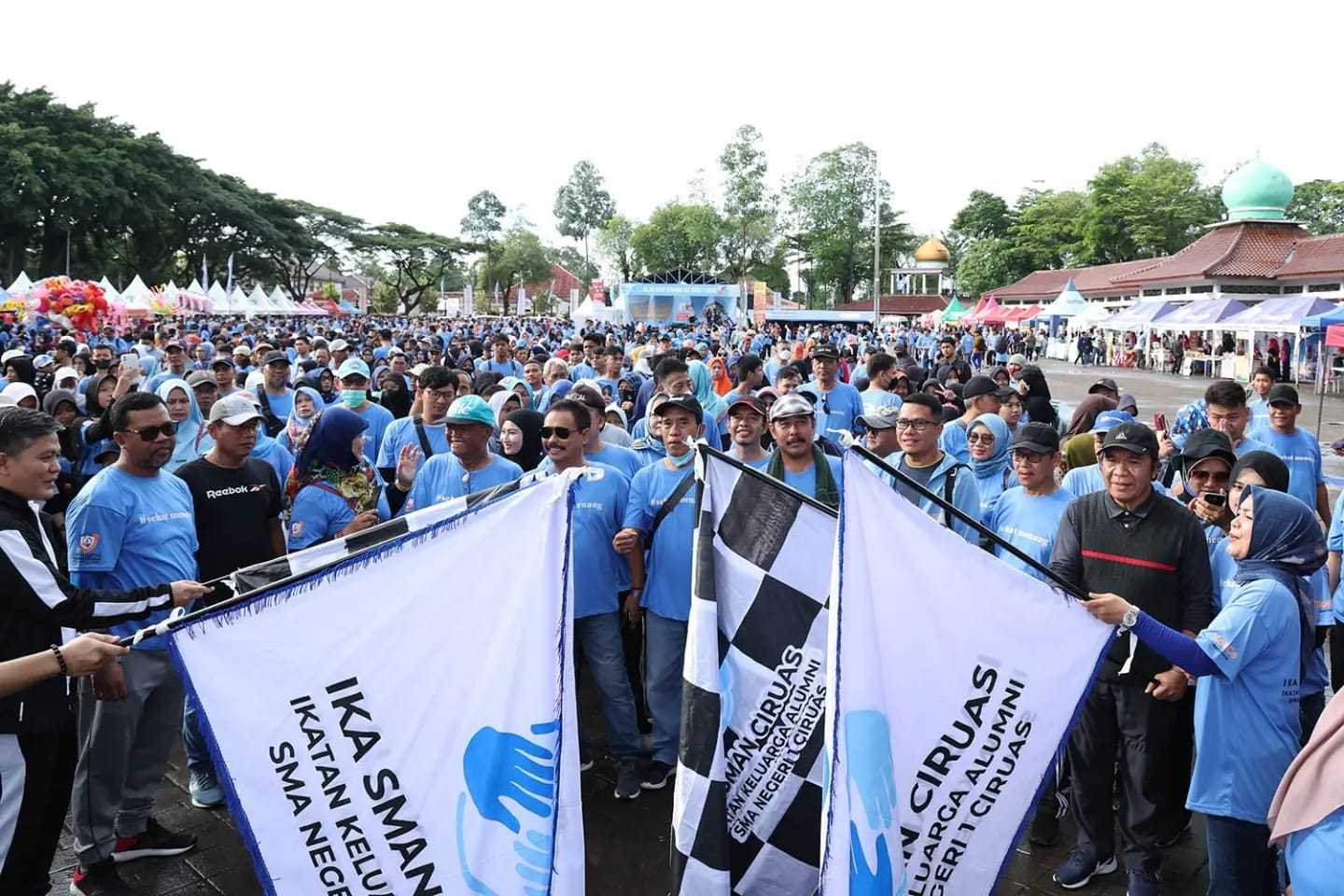 Lepas Jalan Santai, Pj Gubernur Banten Tekankan Hidup Sehat Dan Bahagia