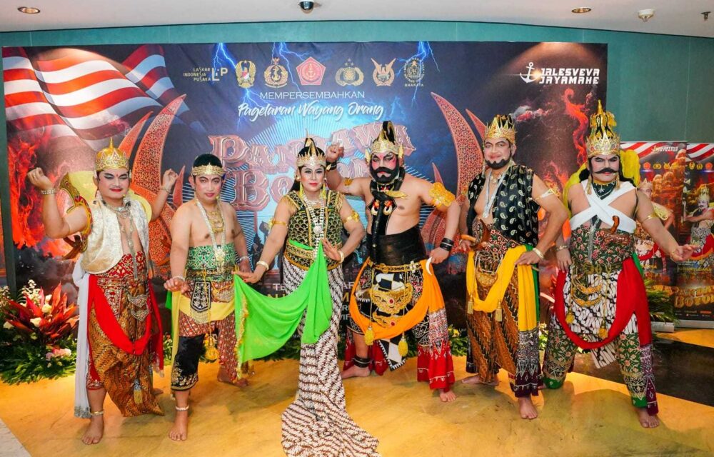 Kapolri Dan Panglima Tni Lestarikan Budaya Lewat Pertunjukan Wayang