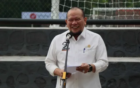 GAS PAK…Harapan Besar LaNyalla Mattalitti Untuk Sepak Bola Indonesia