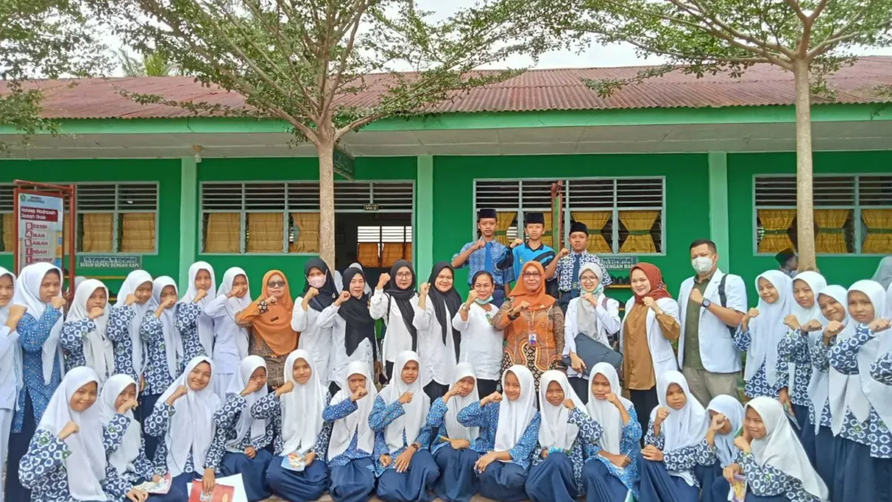 Puskesmas Gunting Saga Datangi Mts Negeri 2 Labura. Ada Apa Ya.