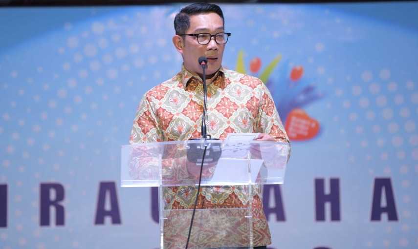 Waduh Ngeri,Tap Bentukan Ridwan Kamil Digaji Rp 2,2 Miliar Lebih Dari Apbd