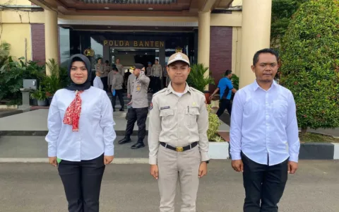 Kapolda Banten Berikan Hadiah Umrah Personil Penghafal Asmaul Husna