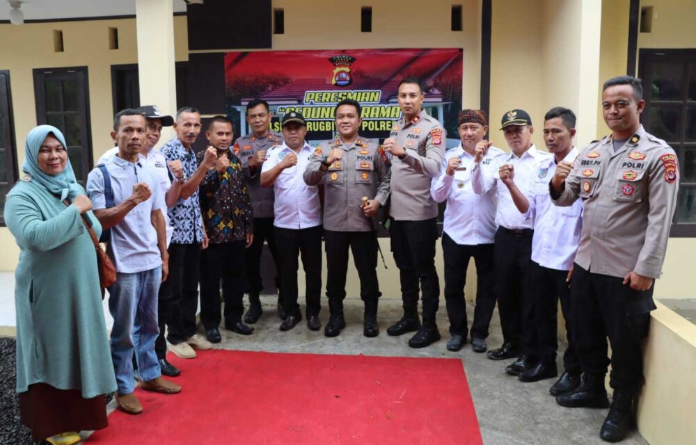 Tingkatkan Pelayanan, Kapolres Lebak Resmikan Gedung Asrama Polsek Curugbitung