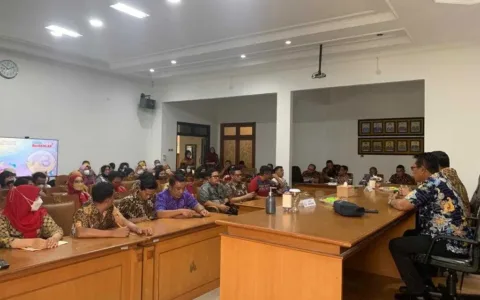 Kejati Jatim Berikan Pengarahan di Kejari Kota Malang