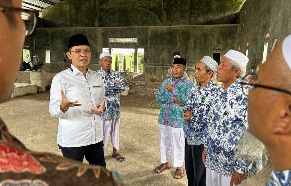 Politisi Pkb Berikan Sumbangan Pembangunan Gedung Iphi Sindangwangi