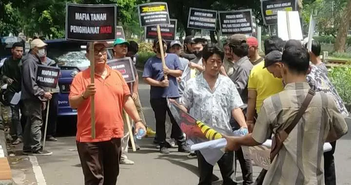 BONGKAR, Surati ke Penegak Hukum dan Jokowi Agar Lindungi Pencari Keadilan