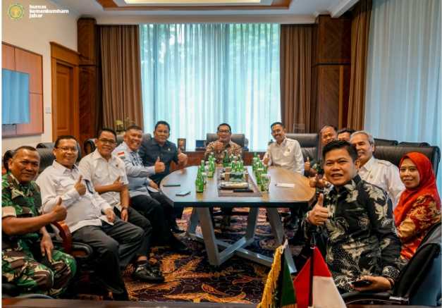 Kumham Jabar Hadiri Pengantar Tugas Kajati Asep N Mulyana
