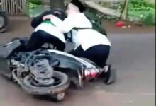 Video Pengendara Berjatuhan Di Rajeg, Satpol Pp Ungkap Aktifitas Urugan Dihentikan