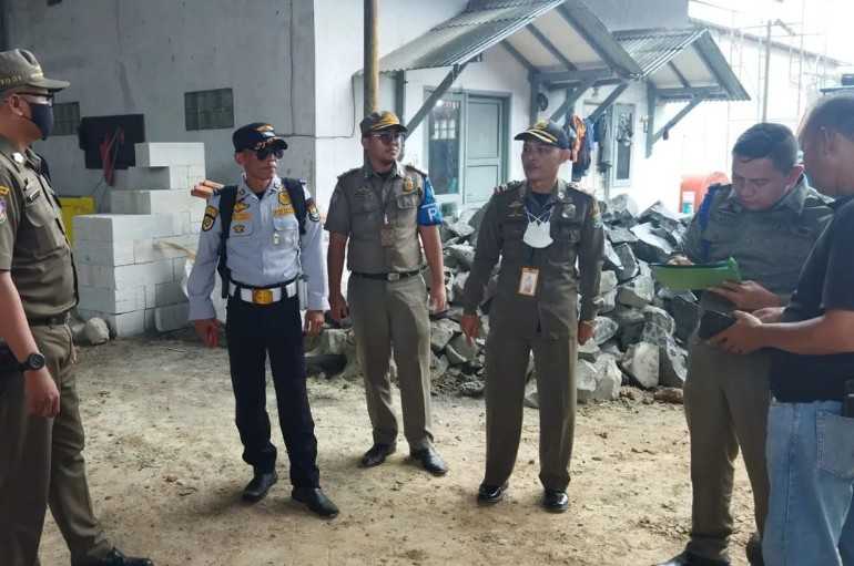 Kawal !!! Satpol Pp Hentikan Aktivitas Proyek Di Wilayah Cadas Kukun Rajeg