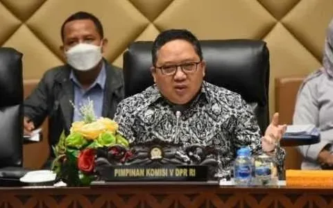 Komisi VIII DPR Soroti Kenaikan Perjalan Haji