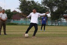 Wakil Bupati Tangerang Buka Turnamen Sepakbola Anniversary Legend Kecamatan Sukadiri