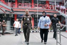 Agar Produktif, Kejati Dki Berikan Alat Keterampilan Ke Lapas Pondok Bambu