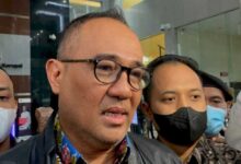 Eks Pejabat Pajak Rafael Trisambodo Diperiksa Kpk
