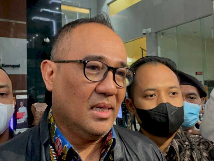 Eks Pejabat Pajak Rafael Trisambodo Diperiksa Kpk