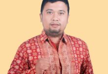 Aktivis Soroti Keras Jalan Di Kantor Gubernur Jambi