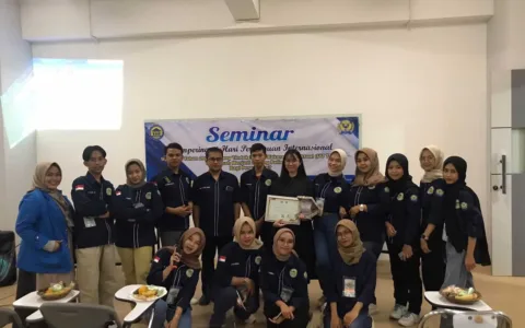 Peringati Hari Perempuan, HIMANERA Universitas Sutomo Gelar Seminar