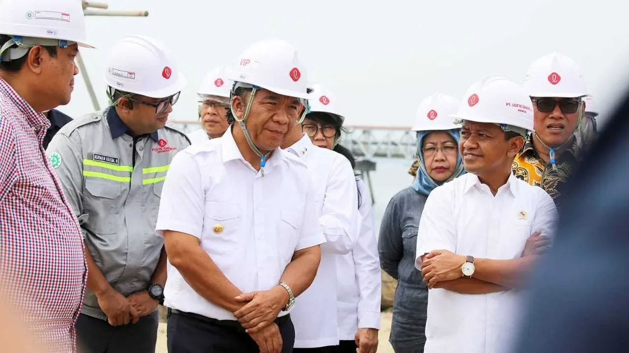 Kawal Investasi, Pj Gubernur Banten Al Muktabar Dampingi Menteri Investasi
