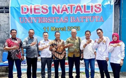 Yayasan Universitas Battuta Gratiskan Uang Kuliah Anak Yatim Piatu