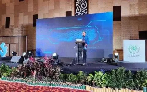 Universitas SiberMu Jawab Peluang dan Tantangan Teknologi Pendidikan Modern