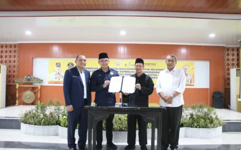 Karang Taruna Banten Mendorong Digitalisasi Adminduk Dengan Perekaman E-KTP Di Sekolah