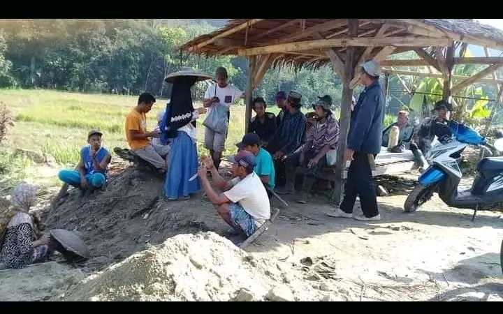 Gas Terus, Lsm Pasang Badan Dukung Warga Jayasari Polisikan Eks Bupati Lebak
