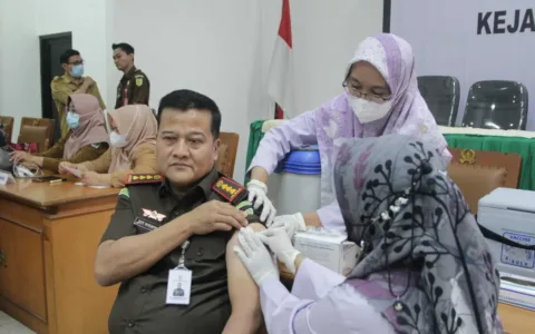 Kejaksaan Negeri Kota Malang Gelar Vaksin Booster ke-2