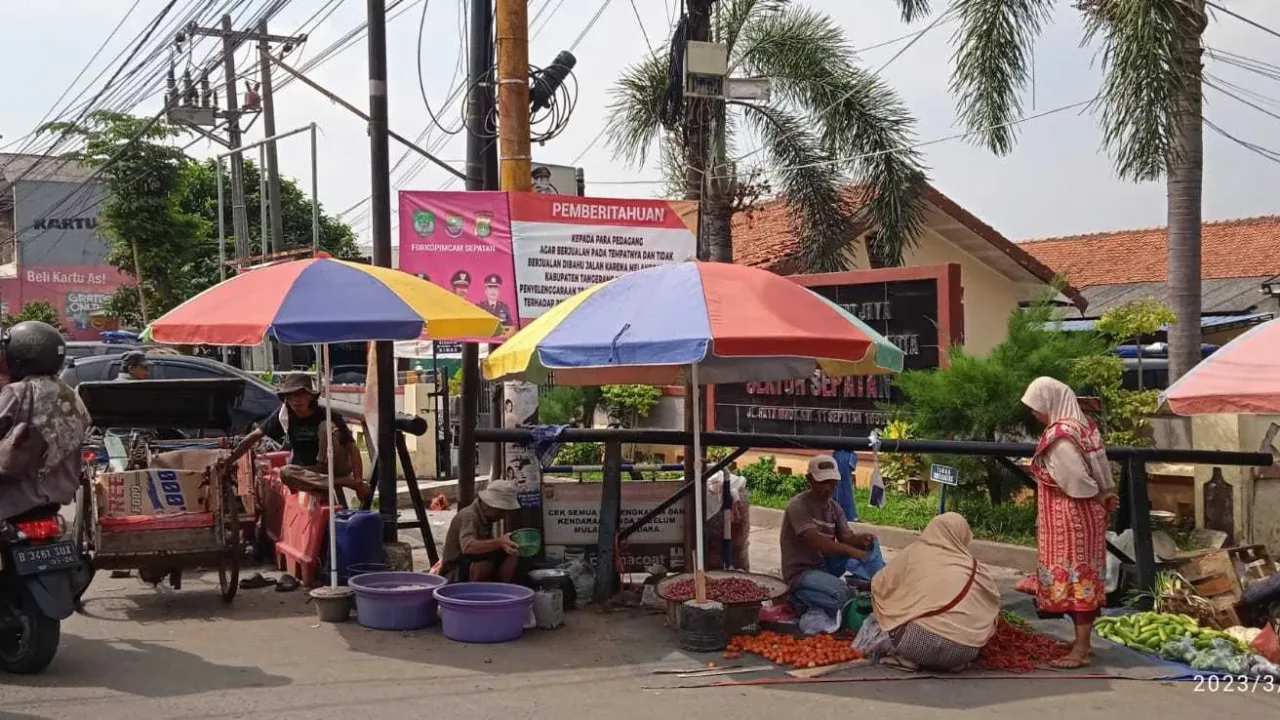 Bulan Mei Mendatang Para Pedagang Dibahu Jalan Sepatan Bakal Ditertibkan