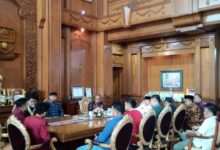 Gubernur Jambi Tak Berkutik: Saya Bagaikan Harimau Tak Bertaring Hadapi Konflik Batubara