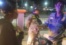 Trantibum Sepatan Bubarkan Tongkrongan Remaja Di Malam Ramadhan