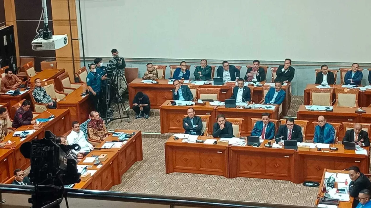 Sri Mulyani Tak Hadir Dalam Rapat, Begini Penjelasan Pimpinan Komisi III DPR RI