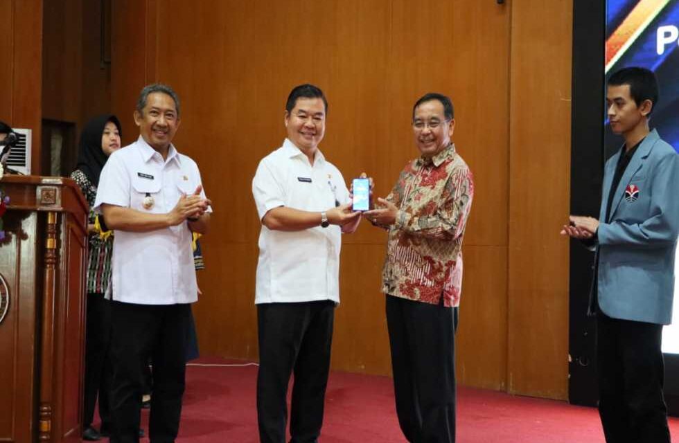 Keren, Dukcapil Jadi Backbone Menjadi Kunci Pelayanan Publik