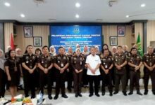 Kajari Batam Lantik Dua Pejabat Baru, Berikut Sosoknya