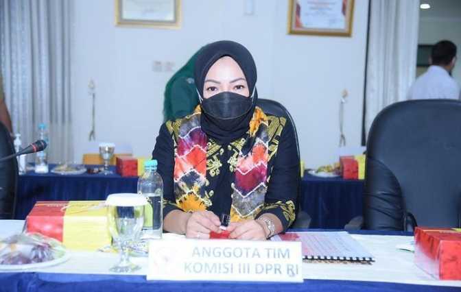Komisi Iii Dpr Ri Puji Prestasi Sman Cmbbs Pandeglang