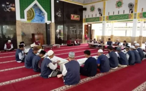 Warga Binaan Rutan Kelas I Depok Isi Dengan Baca Al-Quran