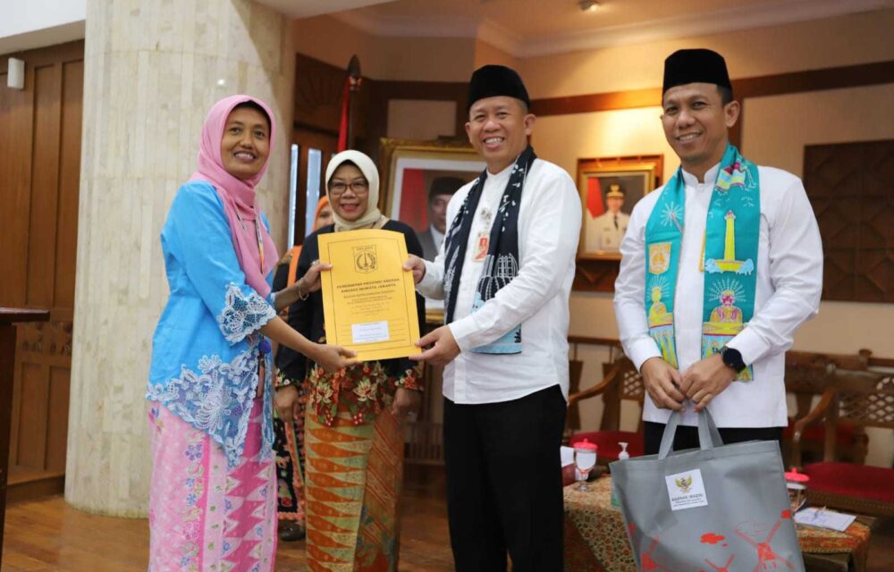 Tujuh Belas Asn Terima Sk Pensiun, Walikota : Kami Jaga Prestasi